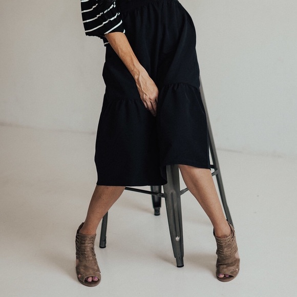 Taupe strappy sandal with block heel - Picture 2 of 3