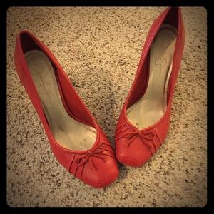 Jessica Simpson heels! 👠 👠