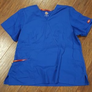 Womens dickies scrub top xl