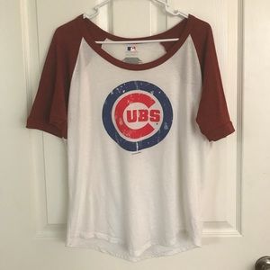 Chicago Cubs Wide-neck Tee