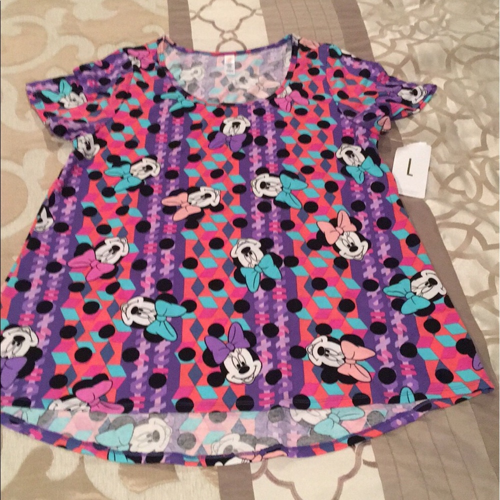 Disney for LuLaRoe 💜 Classic T 💜 Large