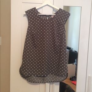 Sleeveless Blouse