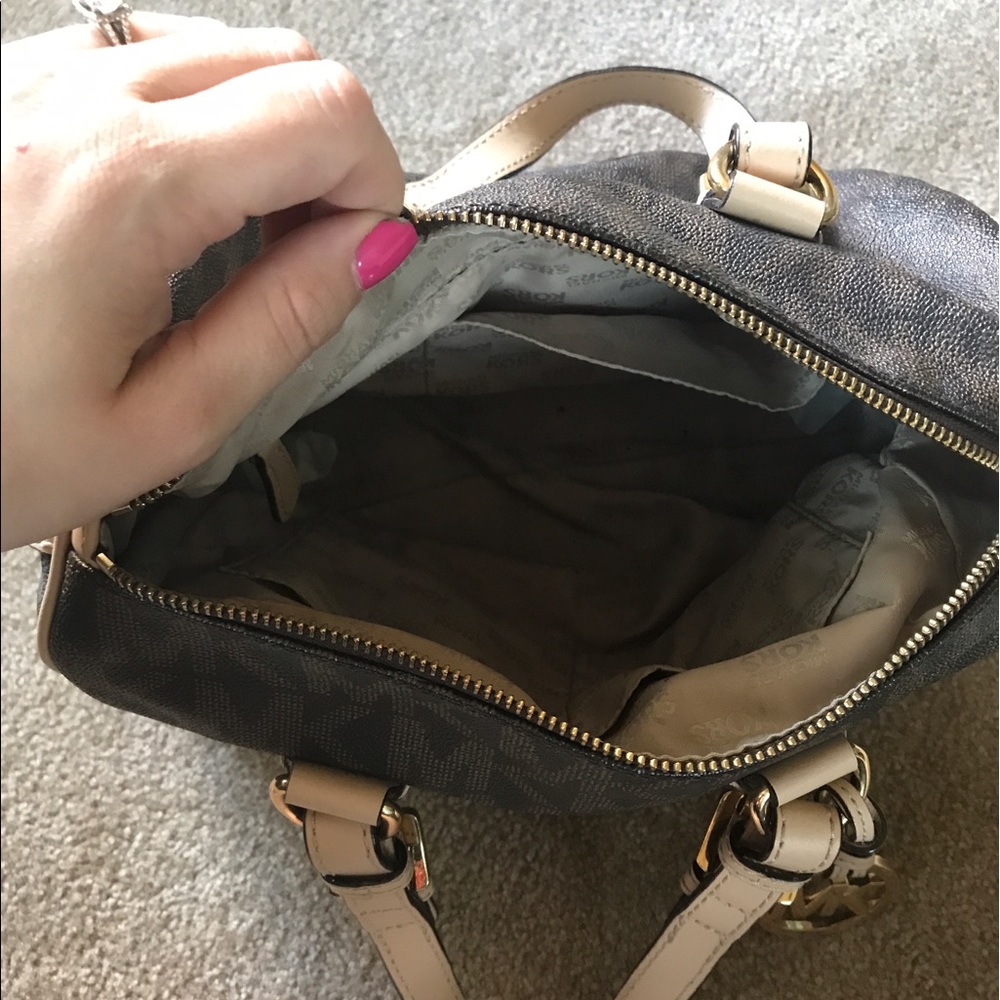 Authentic Michael Kors Bag - image 4