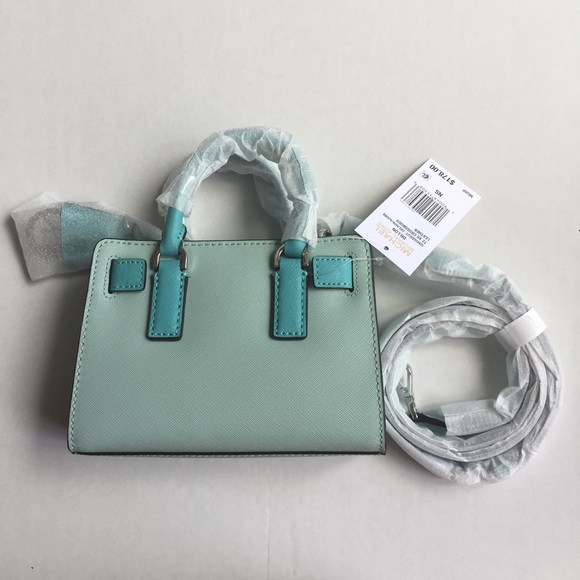 🌺HP🌺Michael Kors Dillon Mini Leather Crossbody - Picture 3 of 8