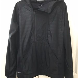 Nike Rain Pullover