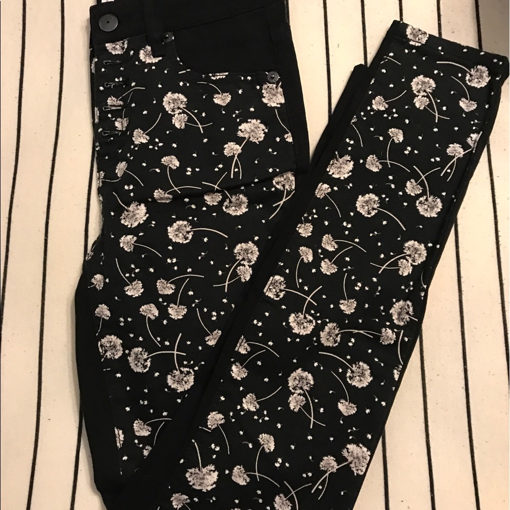 BCBG Skinny Jeans Size 24