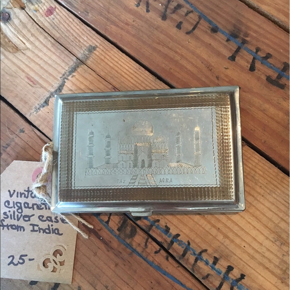 Vintage India Cigarette Case.