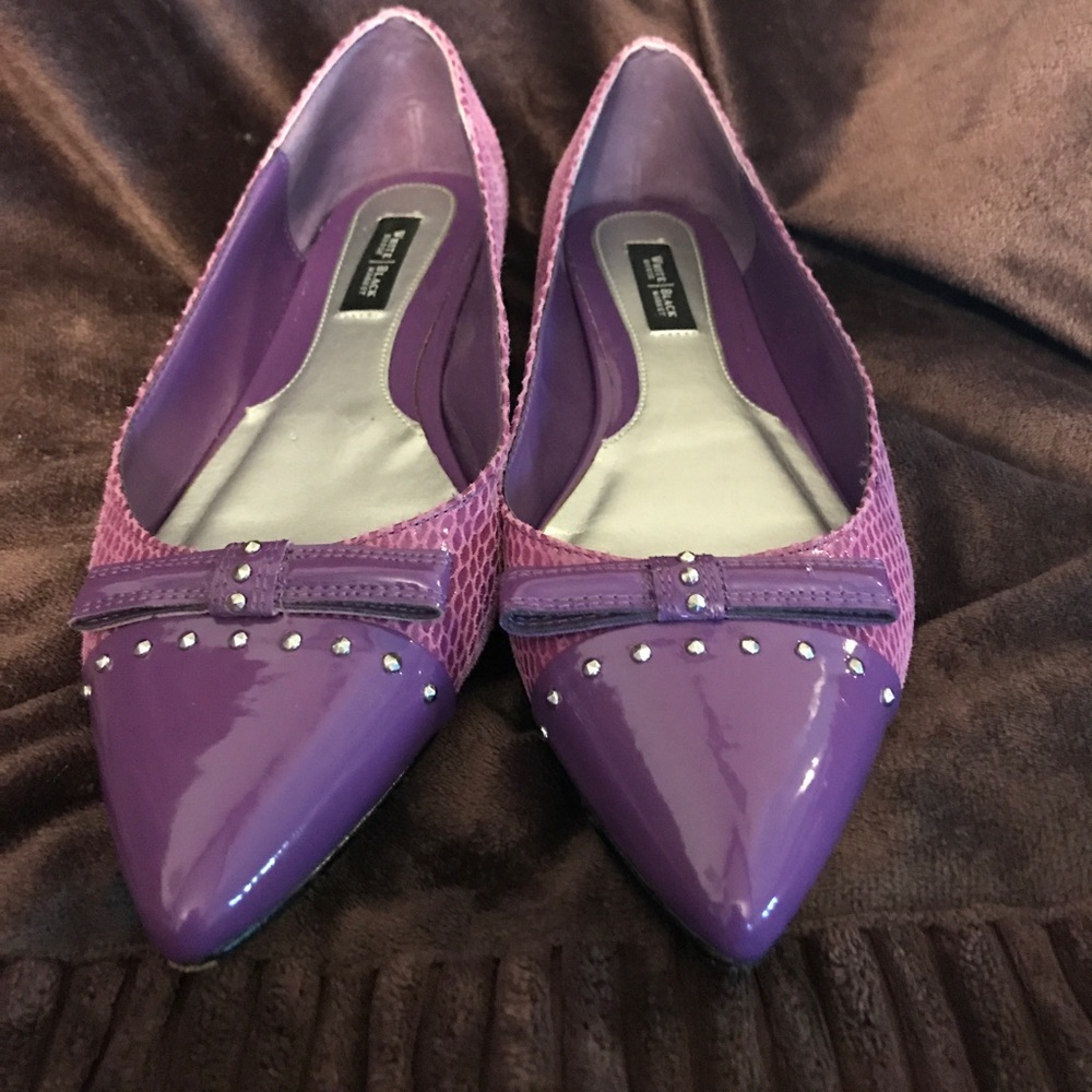 White House Black Market Flats!