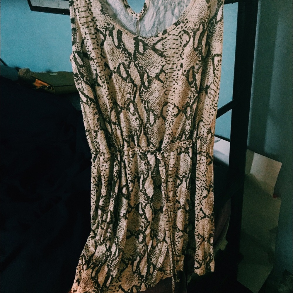 ✨ Forever 21 Romper (XS) ✨