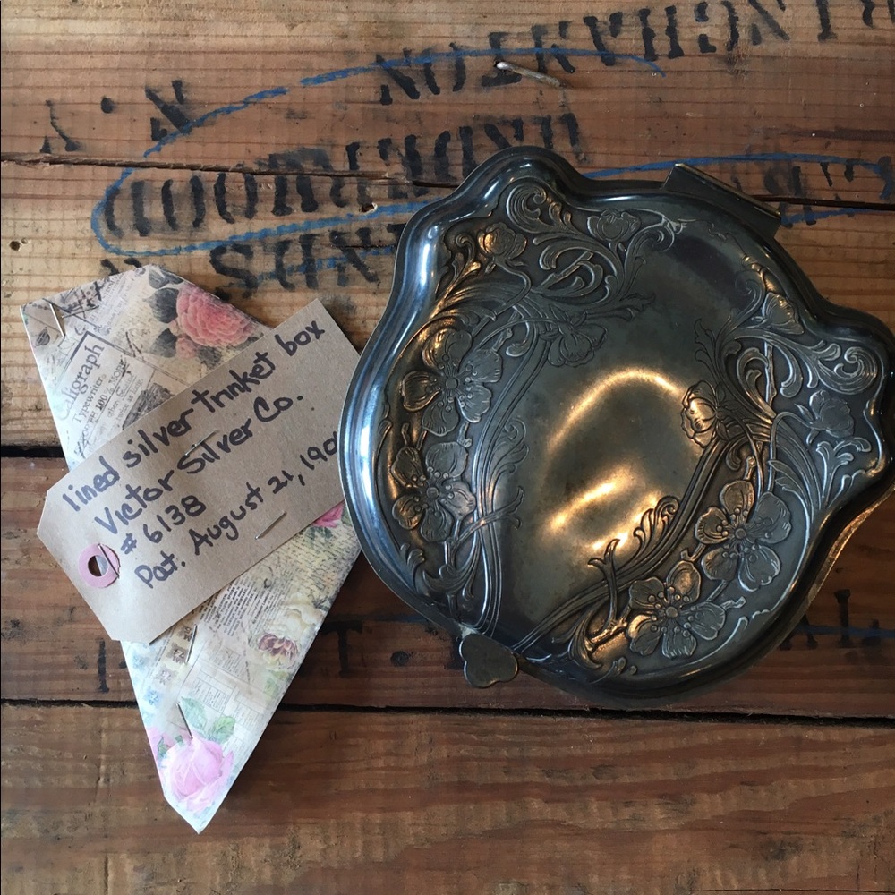 Vintage Jewelry Box, 1906 - Picture 1 of 4