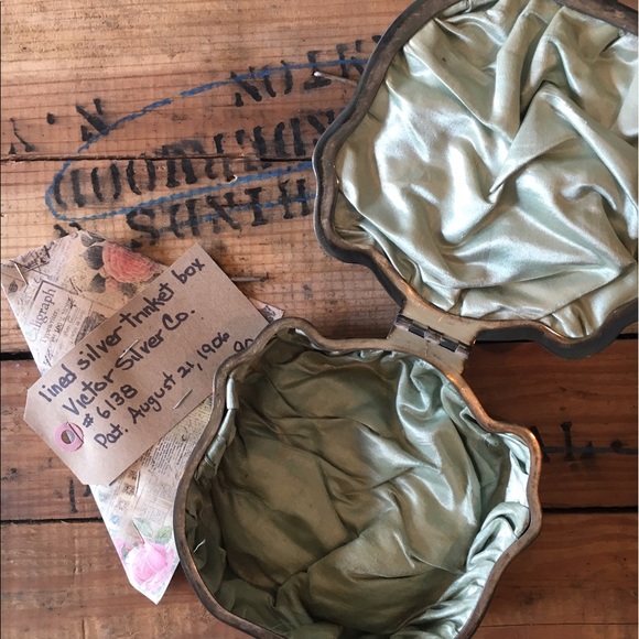 Vintage Jewelry Box, 1906 - Picture 2 of 4