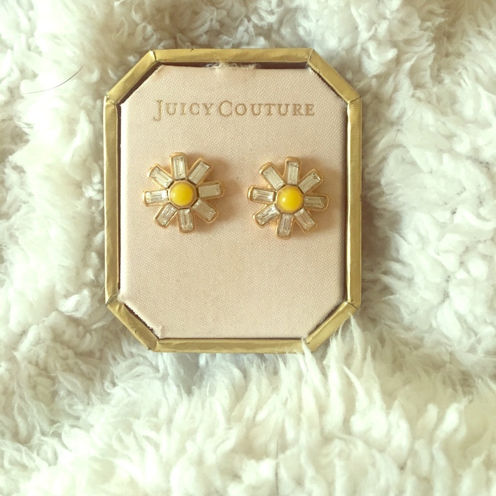 Juicy Couture - Daisy Studs