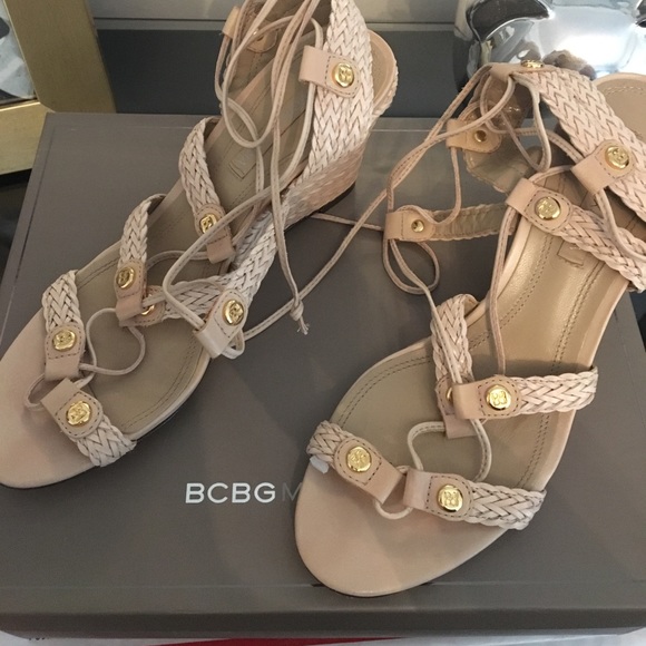 BCBGMaxazria Sharlet Woven Leather Wedge Sandal - Picture 4 of 9