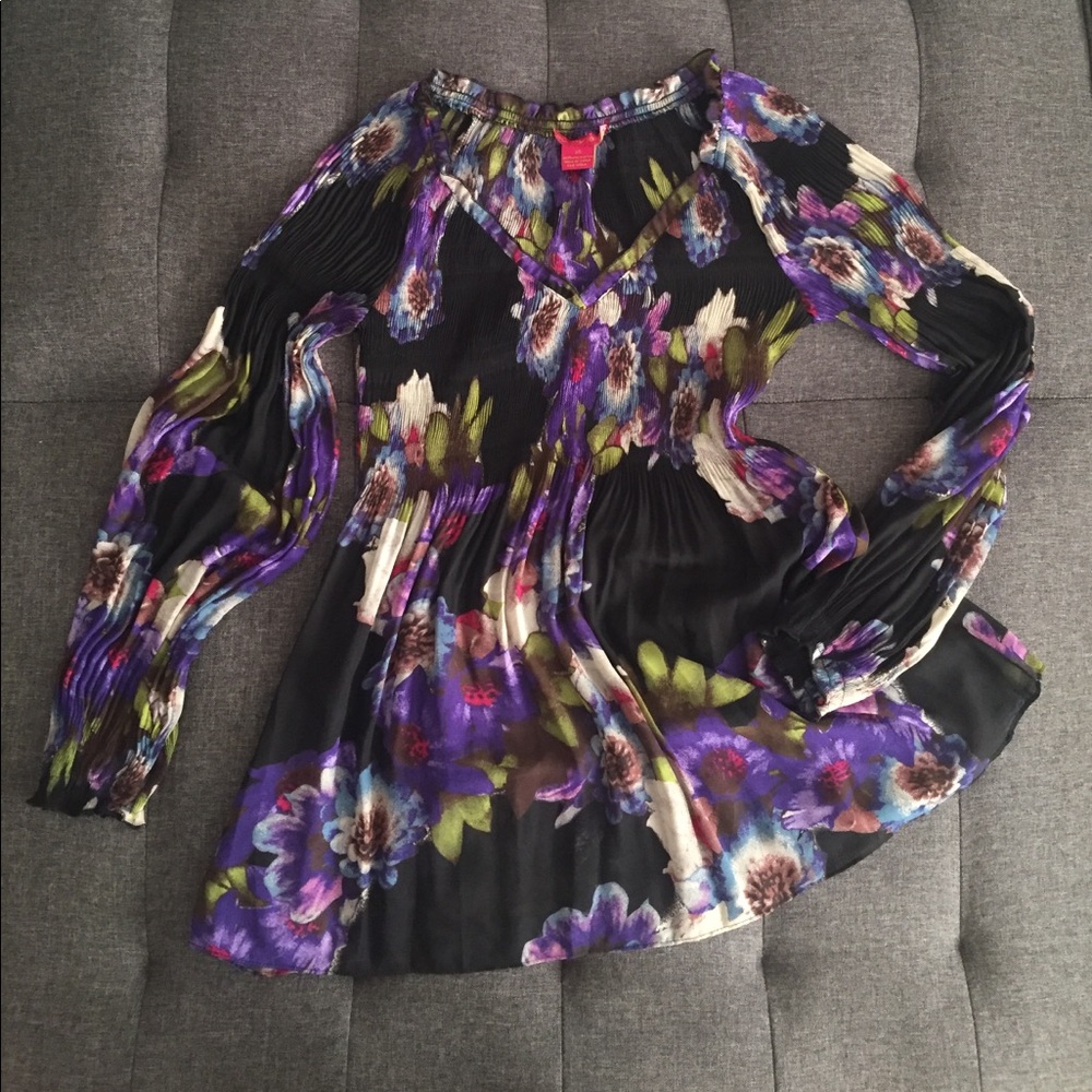 Bohemian floral top