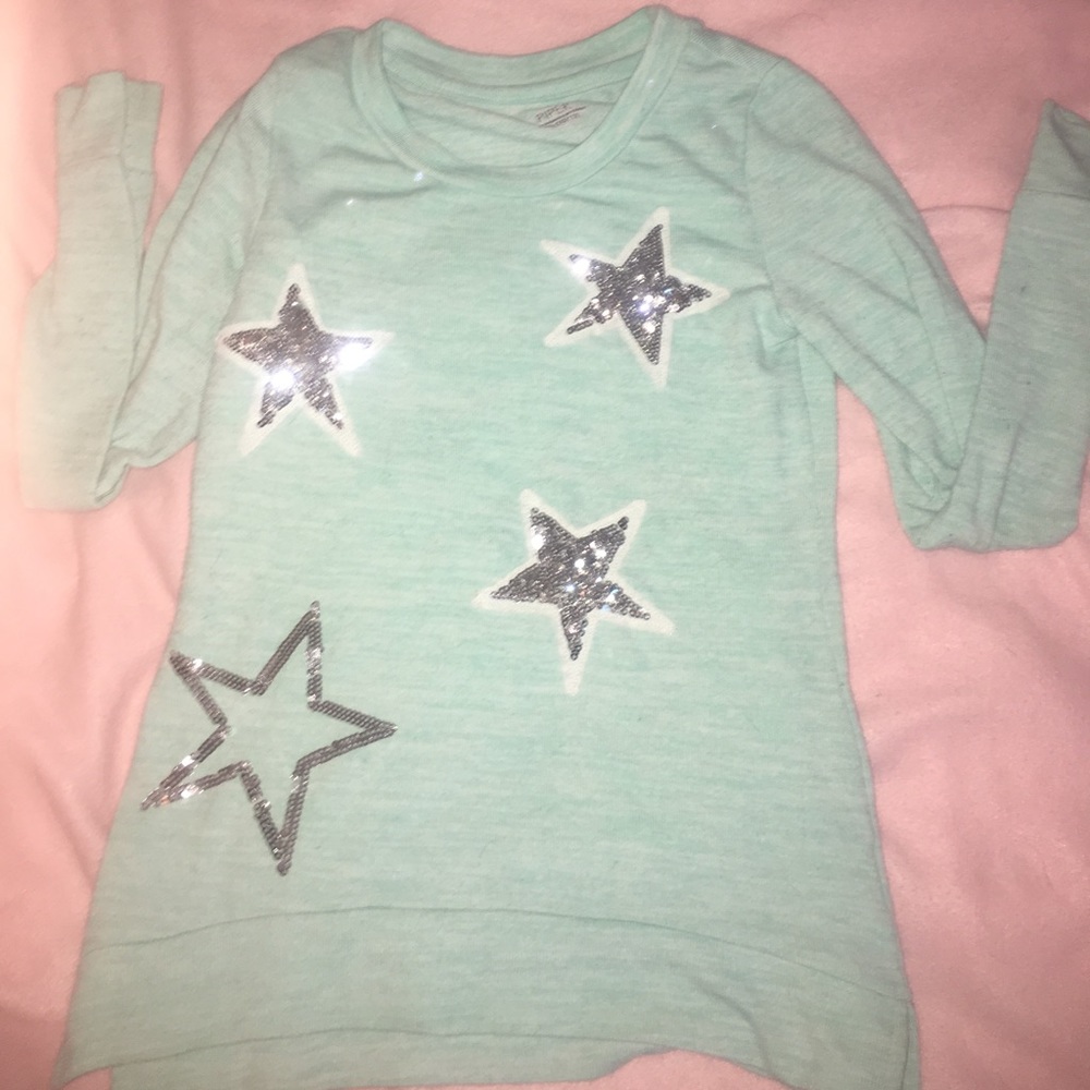 Girls lightweight, long sleeved sweater