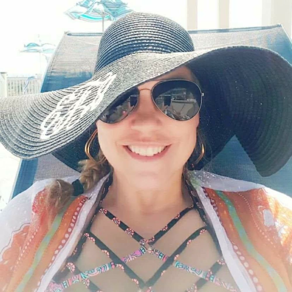 Meet your Posher, Liz