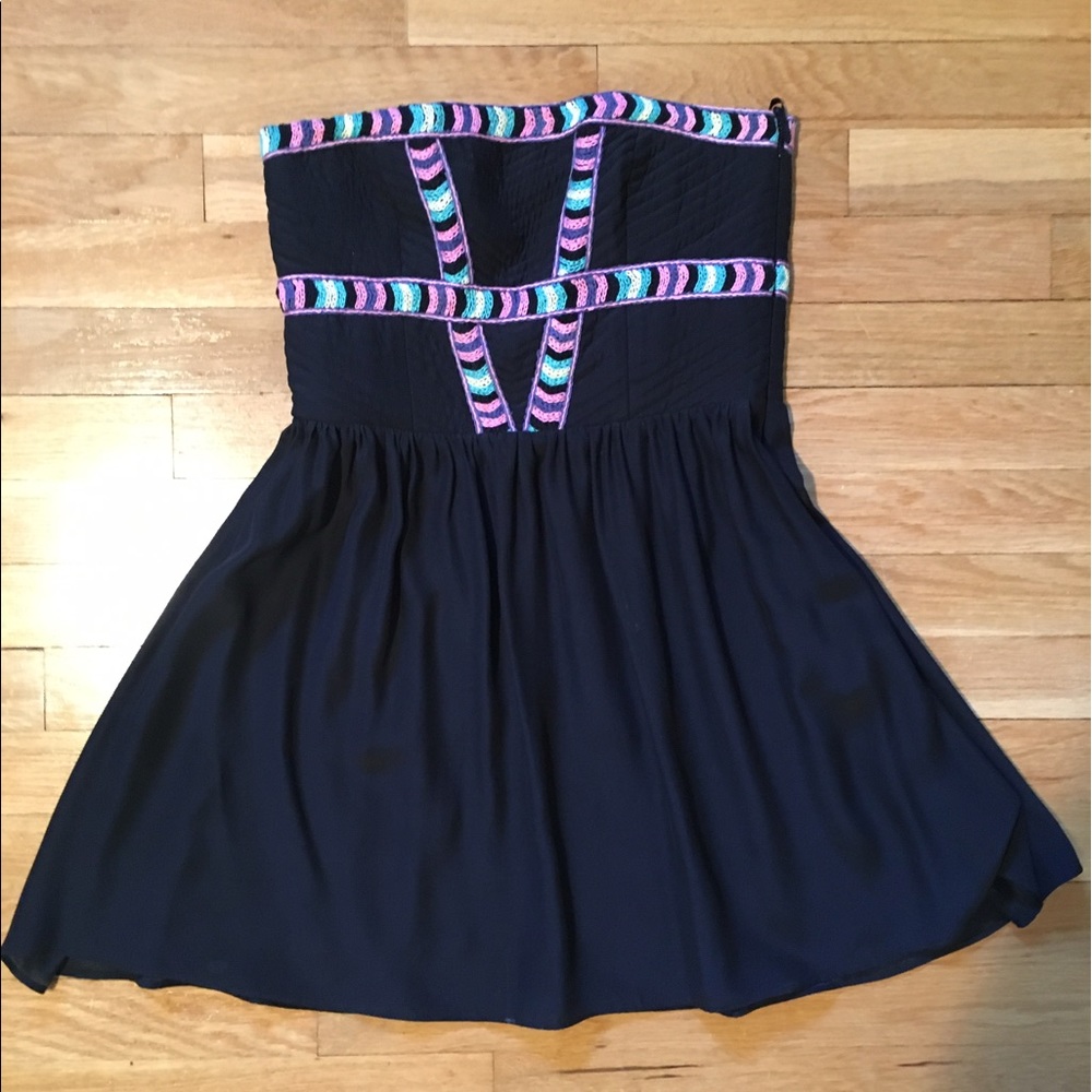 Parker embroidered fit n' flare strapless dress!