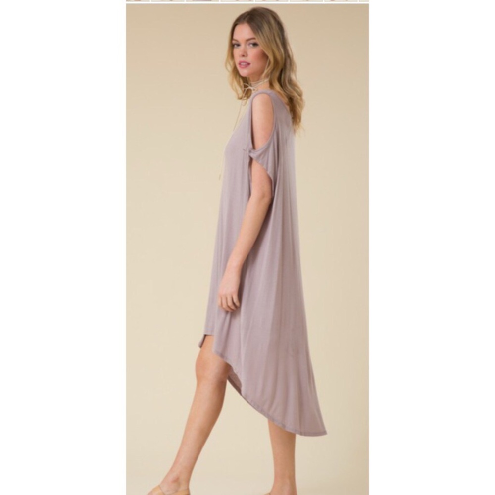 Off the shoulder dress - Picture 2 of 6