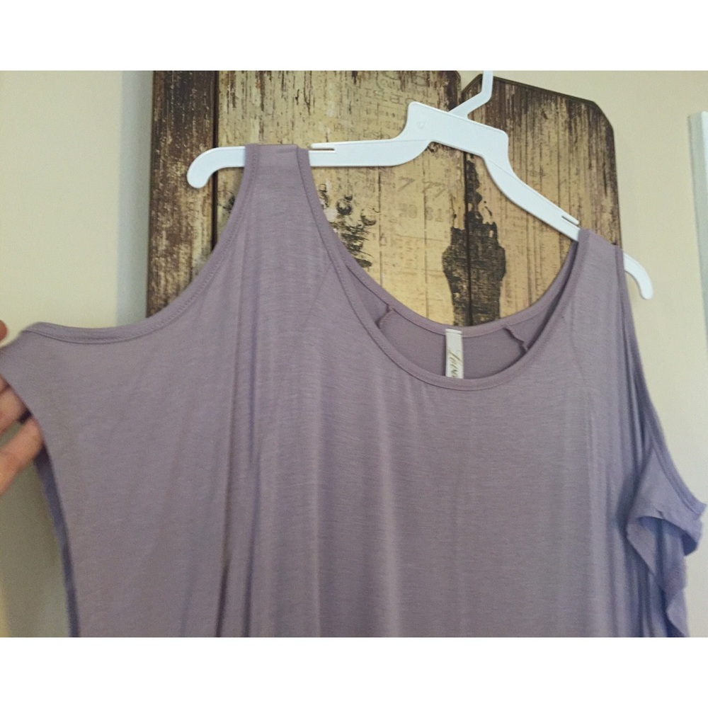 Off the shoulder dress - Picture 4 of 6