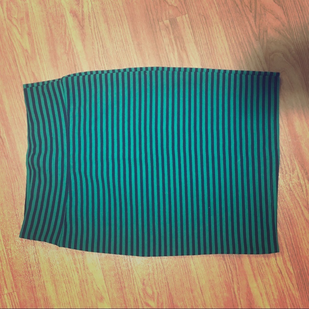 LulaRoe Cassie Skirt