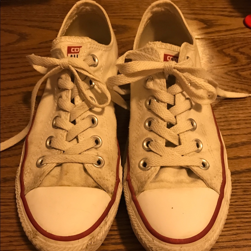 White low top converse