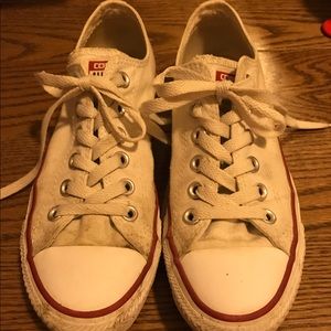 White low top converse