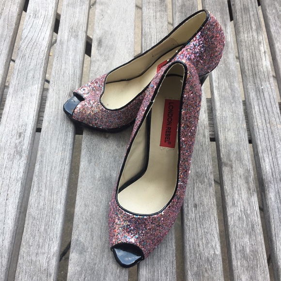 ⚡️SALE⚡️London Rebel Pink Glitter Stiletto Heels - Picture 2 of 4
