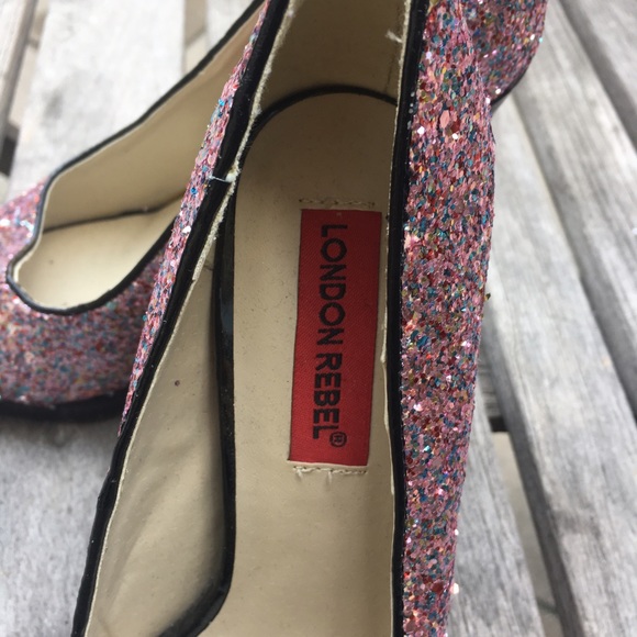 ⚡️SALE⚡️London Rebel Pink Glitter Stiletto Heels - Picture 4 of 4