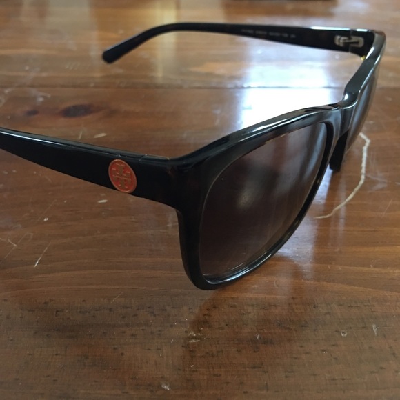 Tory Burch Accessories - Tory Burch Sunglasses