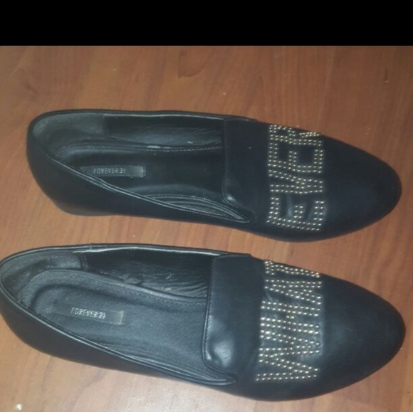 Size 7.5- 8 WHATEVER BLACK FLATS - Picture 2 of 2