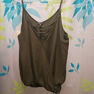 Charlotre Russe tank