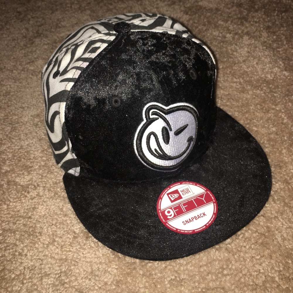 Yums (NewEra) Zebra Hat