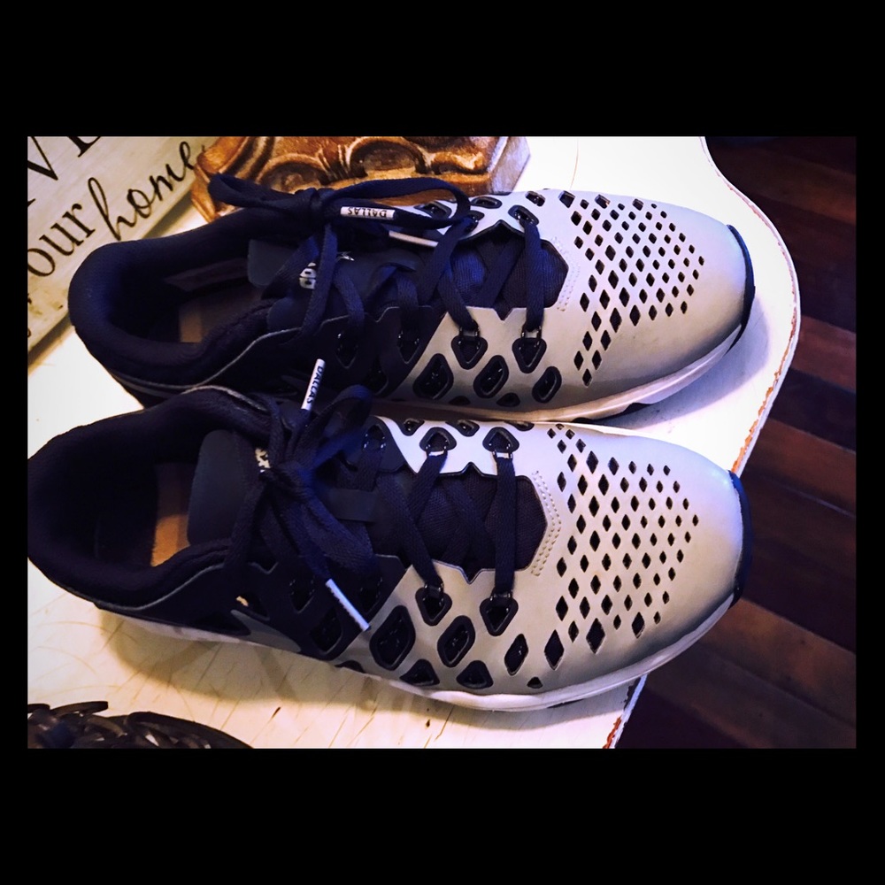 Dallas Cowboys Nike Train Speed 4 AMP Sneakers