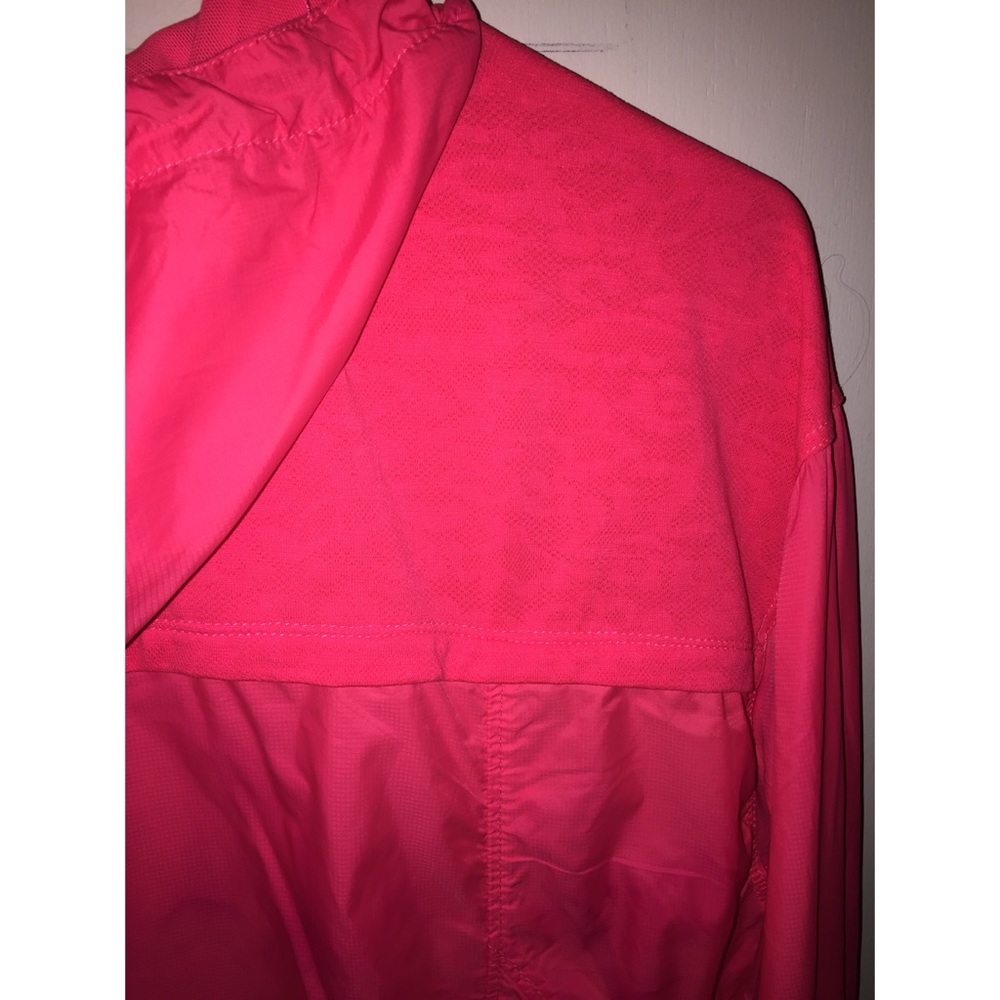 Running Jacket - Picture 2 of 3