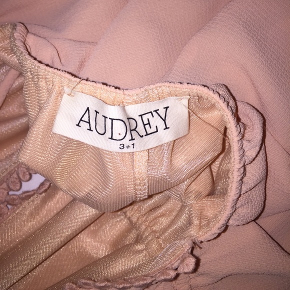 Deep V Neck Blush Pink Backless Halter Romper - Picture 3 of 5