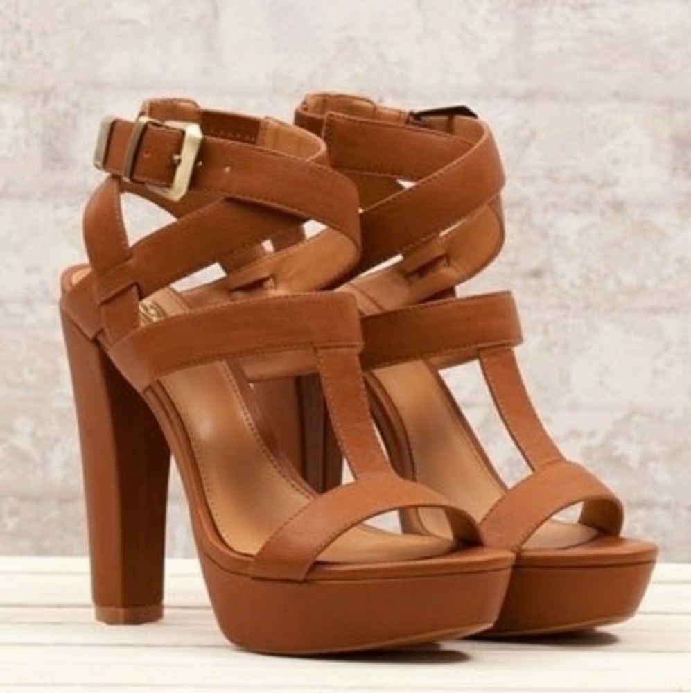 ⚘❤Gorgeous Leather Sandals🌻❤