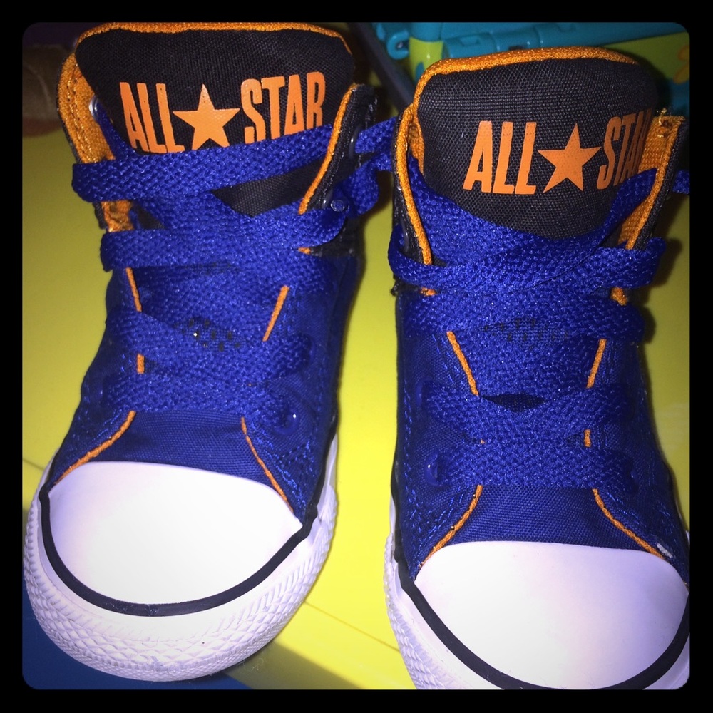Converse size toddler 9(with box)