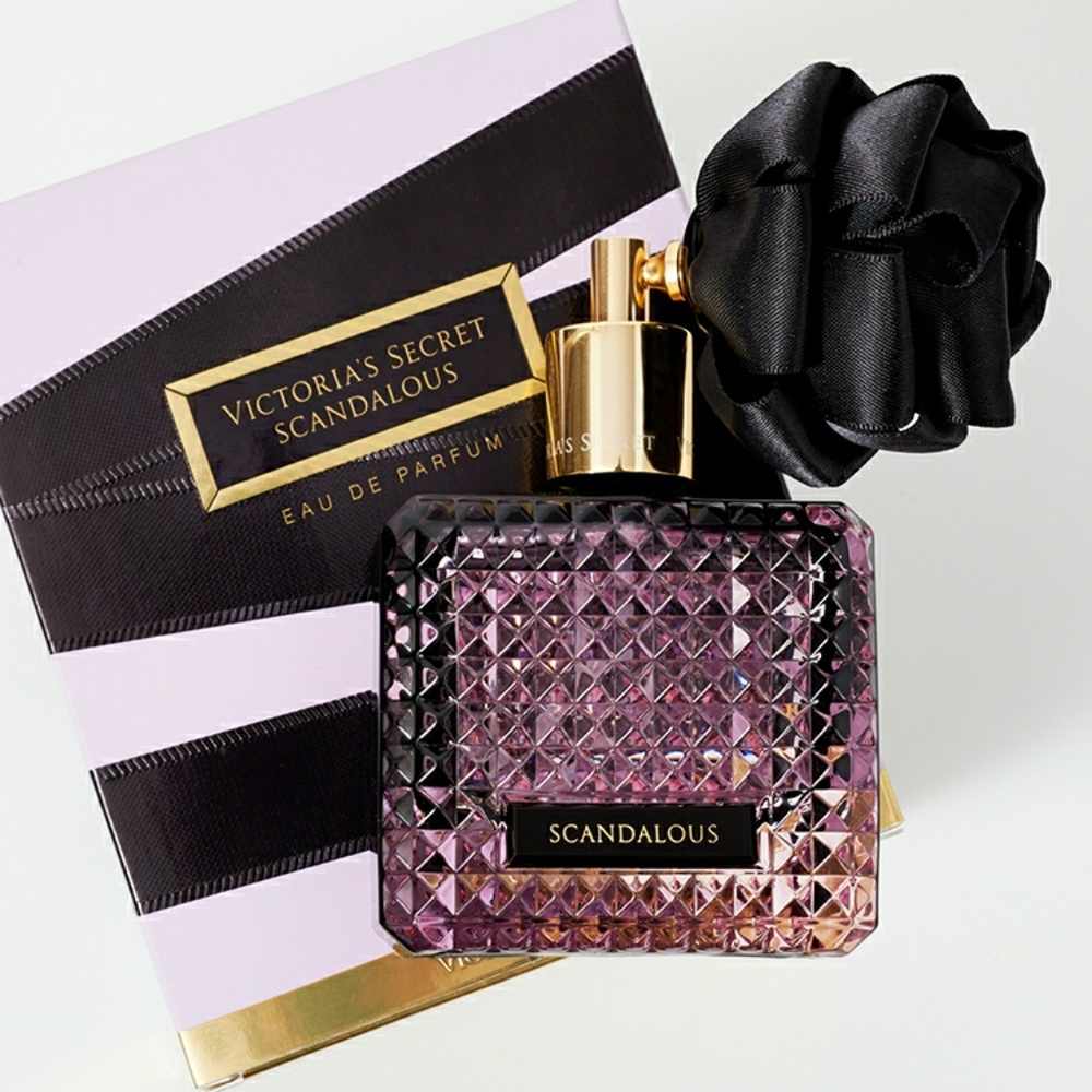 NEW Victoria's Secret Scandalous Perfume