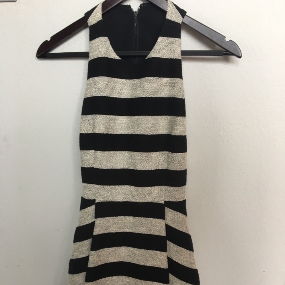 ALICE + OLIVIA Dress Like New - Picture 3 of 4