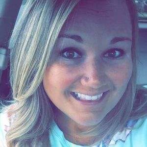 Meet your Posher, Cortney