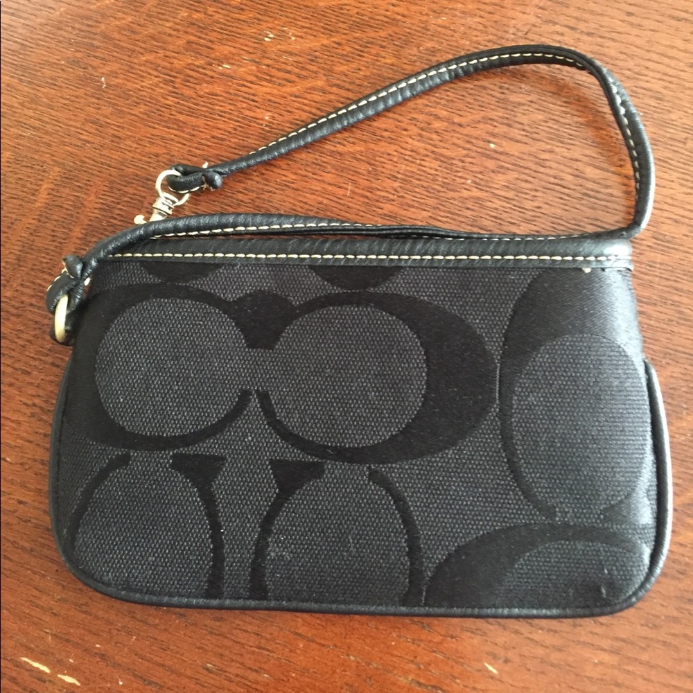 Coach Wristlet Black