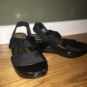 Black platform sandals