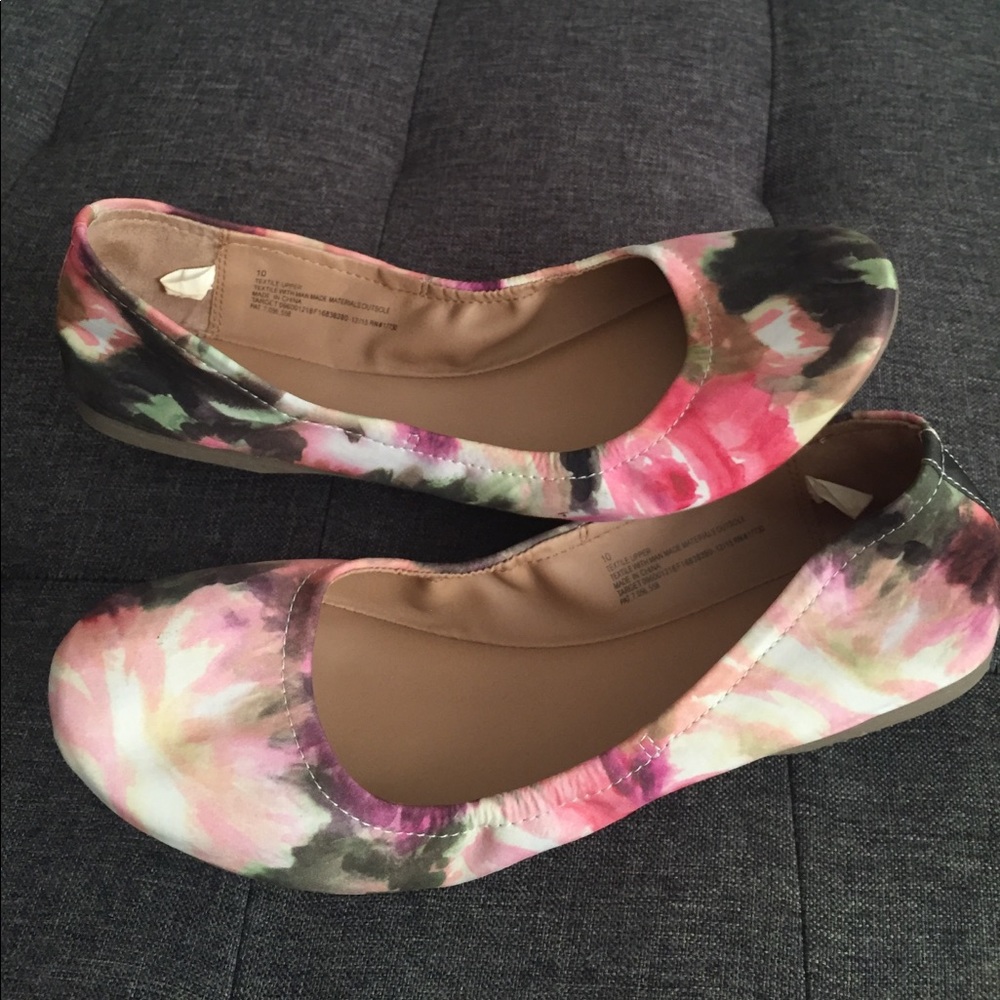 Floral flats