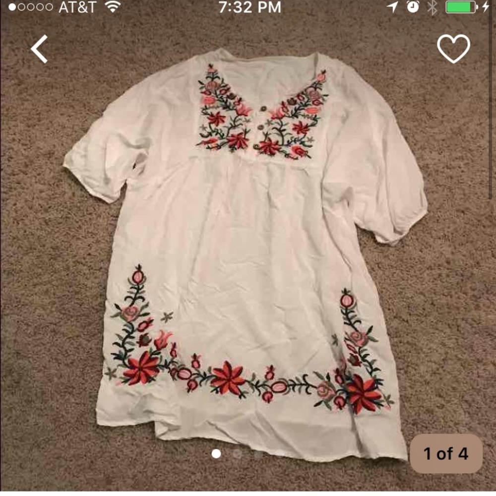 Brand new never worn top ADORABLE size s - Picture 1 of 4