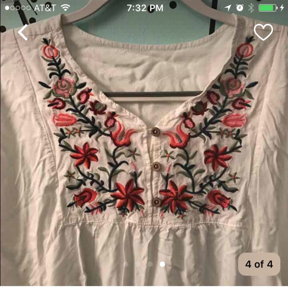Brand new never worn top ADORABLE size s - Picture 4 of 4