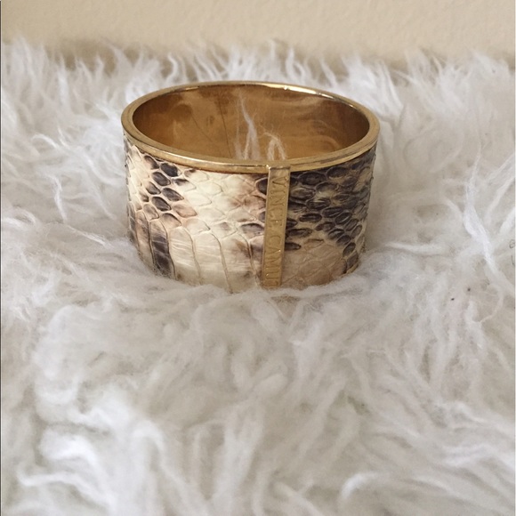 Vince Camuto bracelet - Picture 3 of 3