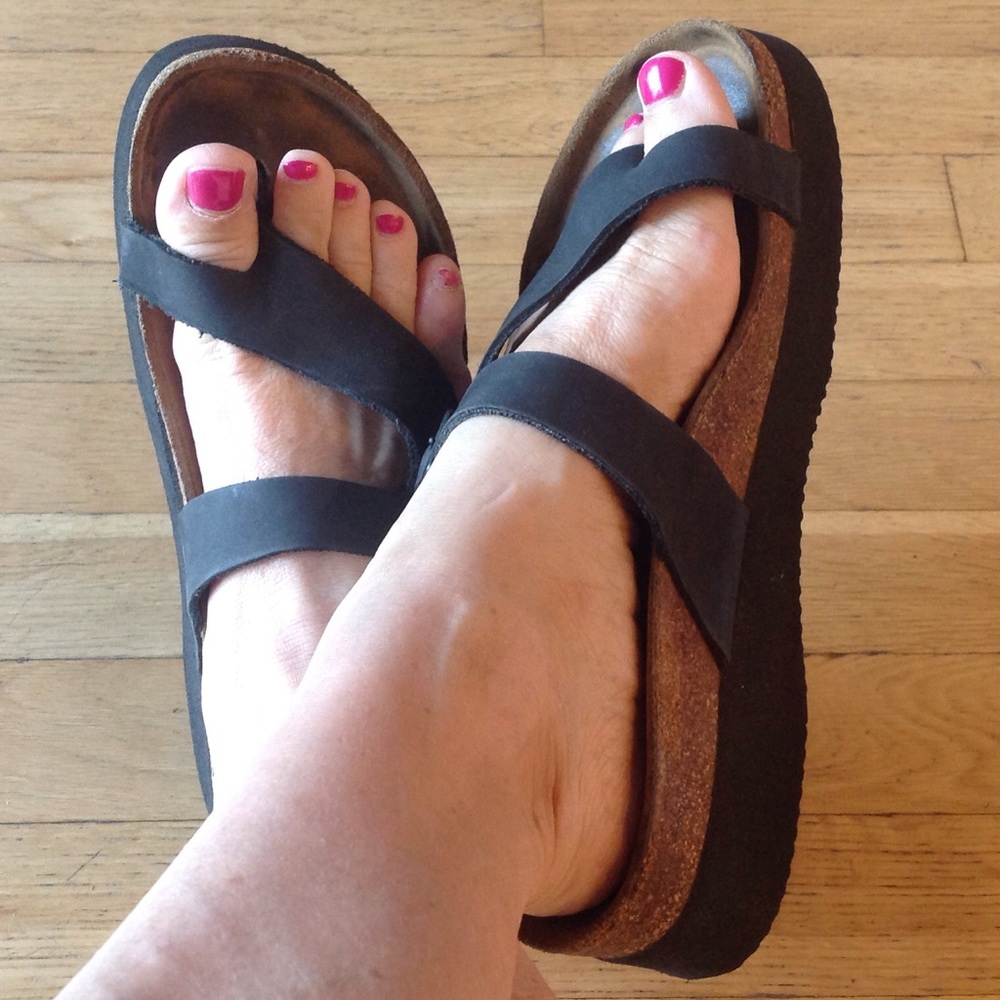 NAOT SANDALS