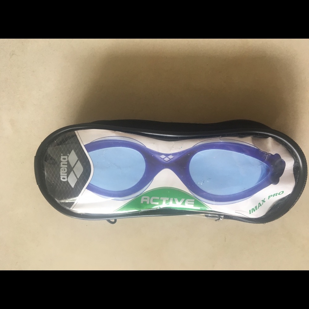 Arena IMAX Pro Goggles - Picture 2 of 2