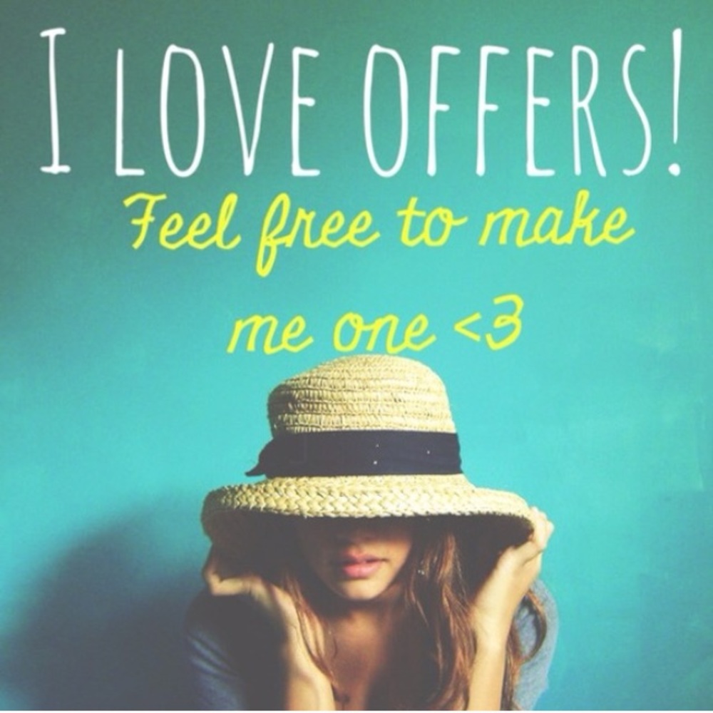 ❤️I love offers❤️ feel free to make me one!