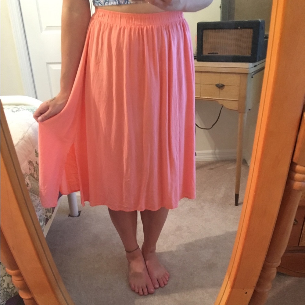 Peach colored mid-length skirt!